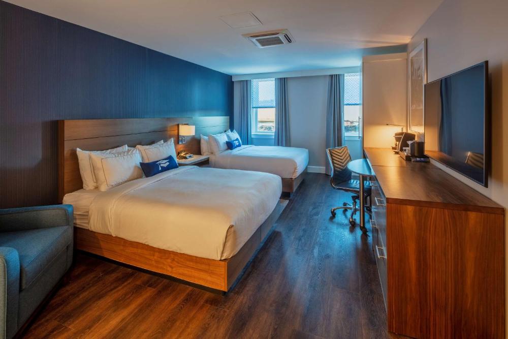Queen Room with Two Queen Beds interior